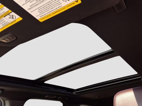 Used 2024 Ford Expedition Limited image 17