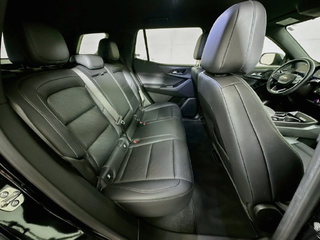 Used 2025 Chevrolet Equinox LT w/ Convenience Package II FWD image 25