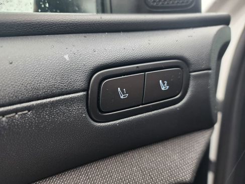 Used 2025 Hyundai Tucson Limited image 11