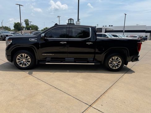 Used 2022 GMC Sierra 1500 Denali AWD/4WD image 8