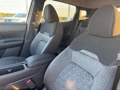 New 2026 Nissan Kicks SV w/ SV Premium Package image 9