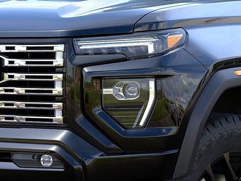 New 2026 GMC Canyon Denali w/ LPO, Denali Black Edition AWD/4WD image 10