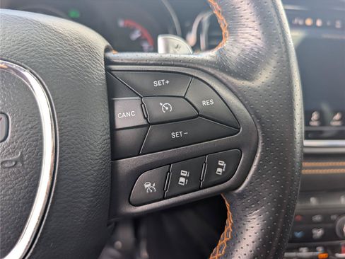 Used 2023 Dodge Durango R/T w/ Hemi Orange Plus Package AWD/4WD image 26