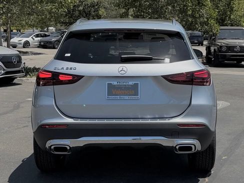 New 2026 Mercedes-Benz GLA 250 image 8