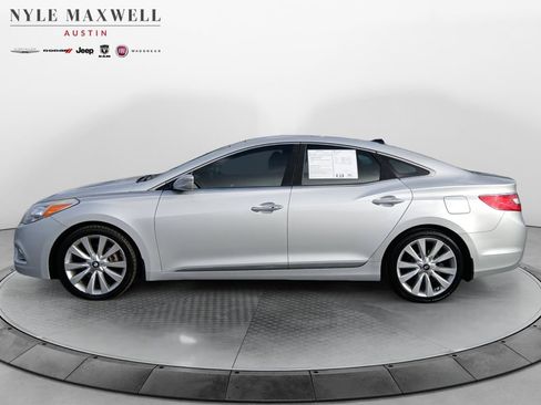 Used 2014 Hyundai Azera Limited w/ Option Group 02 FWD image 13