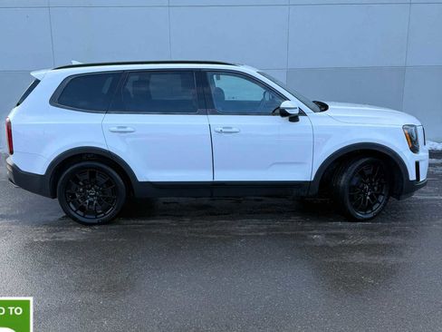 Used 2022 Kia Telluride EX w/ EX Premium Package image 2