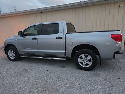 Used 2013 Toyota Tundra 2WD CrewMax w/ SR5 Pkg image 9