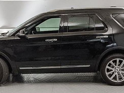 Used 2016 Ford Explorer Limited image 5