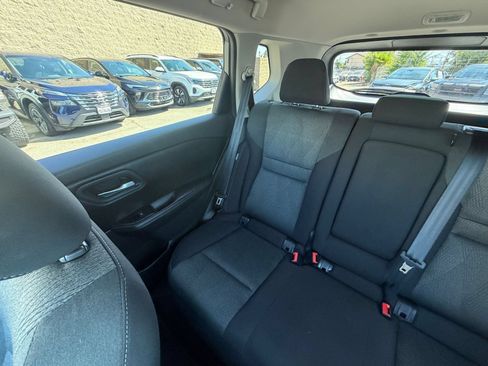 Used 2025 Nissan Rogue SV FWD image 40