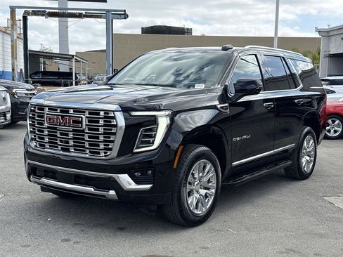 Used 2025 GMC Yukon Denali image 7