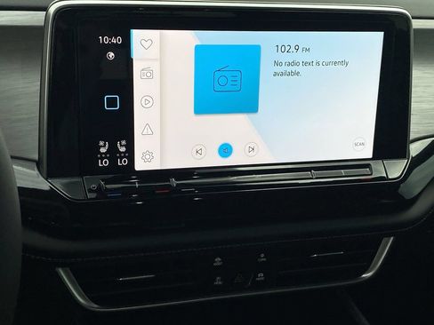 New 2026 Volkswagen Atlas Cross Sport SE FWD image 22
