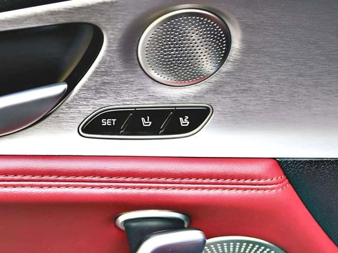 Used 2018 Kia Stinger GT2 image 11