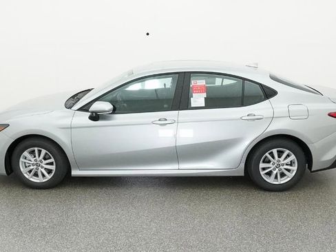 New 2026 Toyota Camry LE image 10