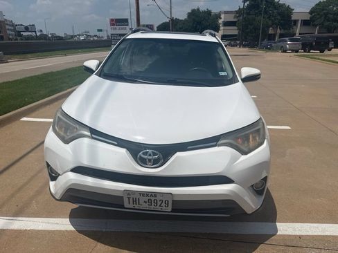 Used 2016 Toyota RAV4 XLE FWD image 11