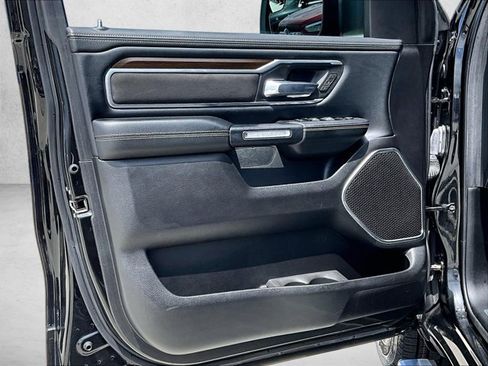 Used 2022 RAM 1500 Laramie RWD image 18