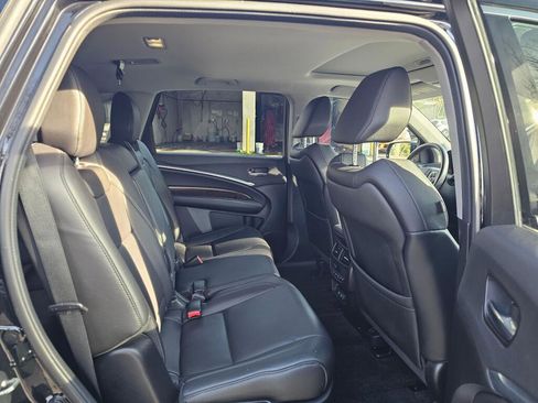 Used 2018 Acura MDX SH-AWD image 13