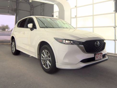 Used 2025 MAZDA CX-5 AWD 2.5 S w/ Preferred Package image 2