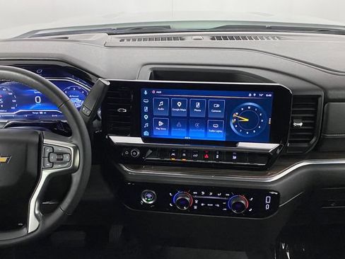 Used 2023 Chevrolet Silverado 1500 LT AWD/4WD image 19