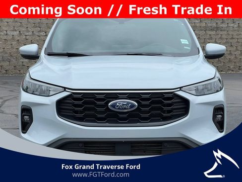 Used 2025 Ford Escape ST-Line Select AWD/4WD image 36