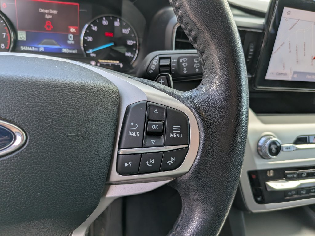 Used 2021 Ford Explorer XLT w/ Equipment Group 202A RWD image 34