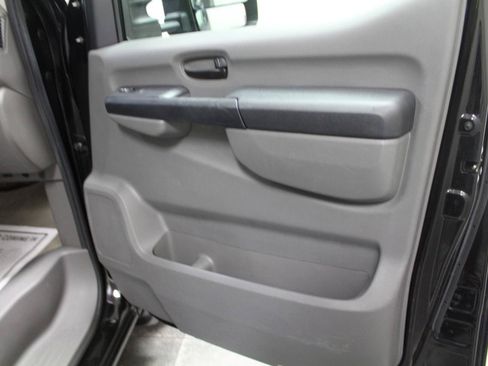Used 2015 Nissan NV 3500 SL w/ Technology Package RWD image 25