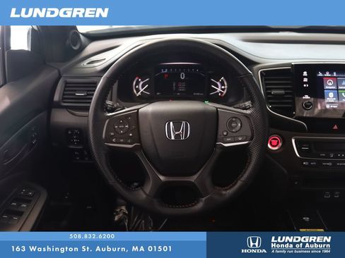 Used 2024 Honda Passport TrailSport image 19