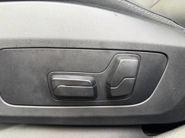 Used 2025 BMW 228i xDrive AWD/4WD image 18