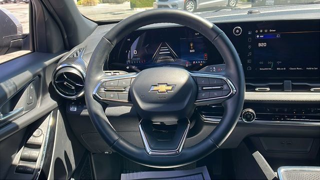 Used 2025 Chevrolet Equinox LT FWD image 22