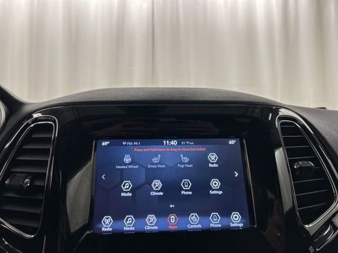 Used 2021 Jeep Compass Latitude image 13