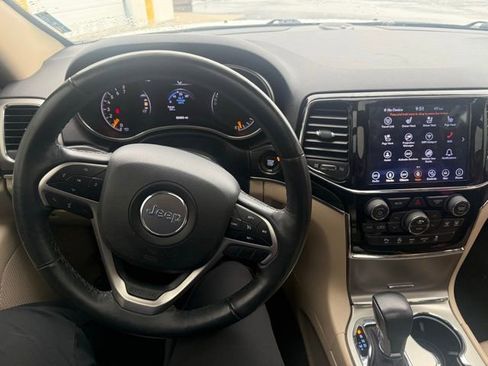 Used 2019 Jeep Grand Cherokee Limited w/ Luxury Group II image 12