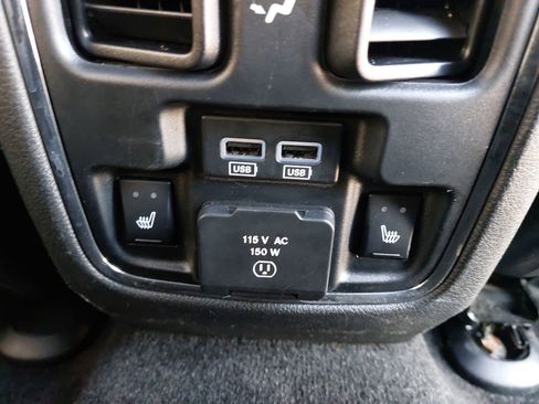 Used 2015 Jeep Grand Cherokee Limited image 13