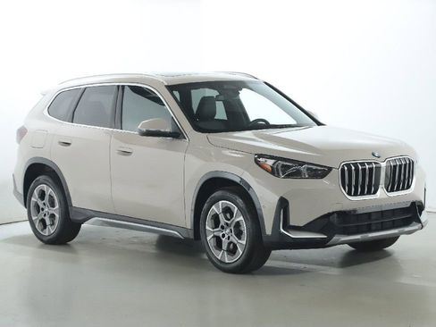 Used 2026 BMW X1 xDrive28i w/ Convenience Package AWD/4WD image 11