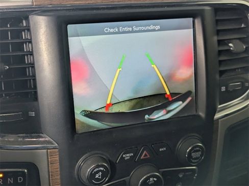 Used 2017 RAM 1500 Laramie w/ Convenience Group image 20