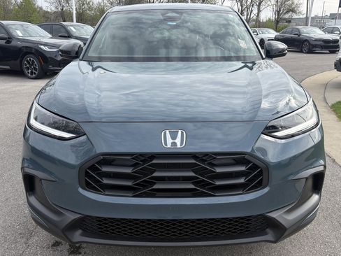 Used 2026 Honda HR-V Sport image 3