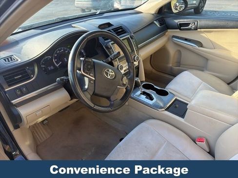 Used 2012 Toyota Camry XLE w/ Leather Pkg image 4