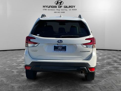 Used 2022 Subaru Forester Limited image 6