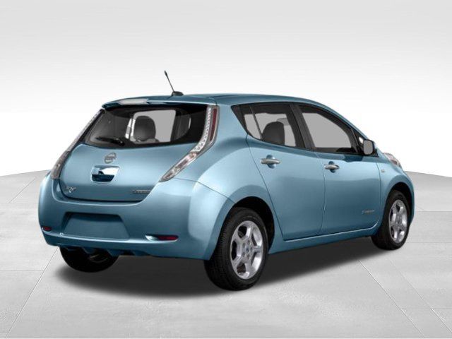 Used 2015 Nissan Leaf S FWD image 2