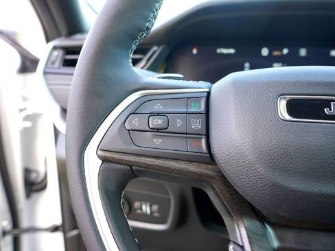 New 2026 Jeep Grand Cherokee Altitude RWD image 13