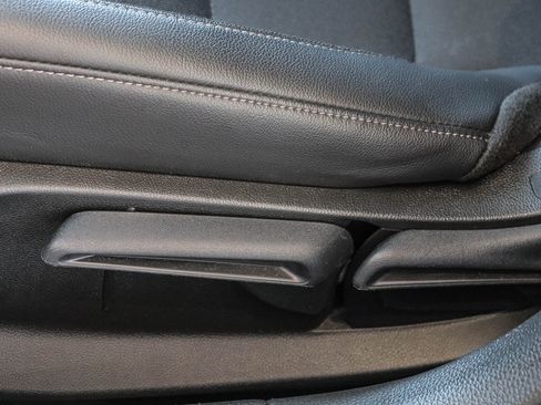 Certified 2025 Honda Civic Sport image 25
