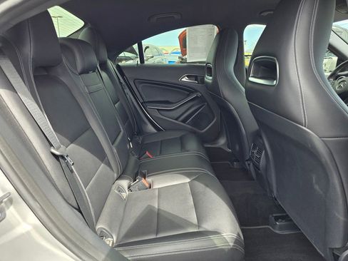 Used 2018 Mercedes-Benz CLA 250 4MATIC image 12