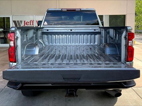 Used 2024 Chevrolet Silverado 2500 W/T w/ WT Convenience Package AWD/4WD image 7