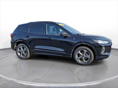 Used 2023 Ford Escape ST-Line image 9
