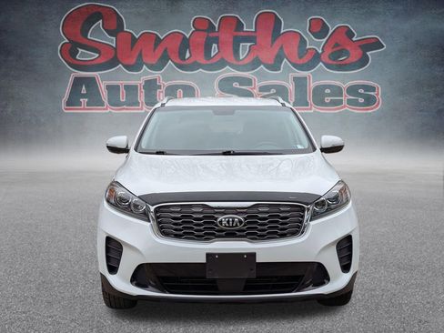 Used 2020 Kia Sorento LX w/ LX I4 Convenience Package image 2