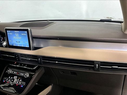 Used 2021 Lincoln Corsair FWD w/ Equipment Group 101A image 12
