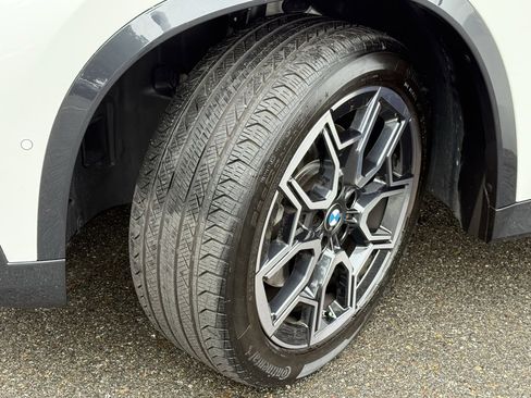 Used 2025 BMW X1 xDrive28i w/ Convenience Package image 18