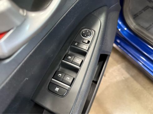 Used 2019 Kia Forte LXS FWD image 18