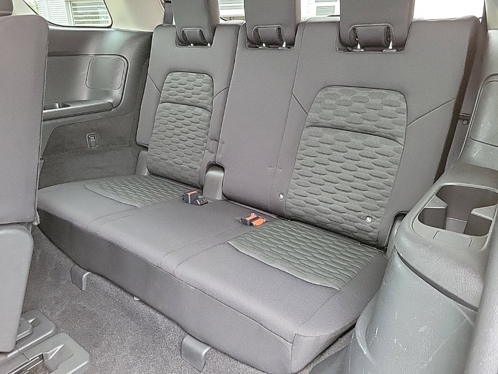 Used 2022 Nissan Pathfinder SV AWD/4WD image 14