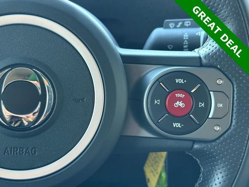 Used 2024 INEOS Grenadier Fieldmaster Edition image 25