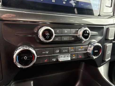 Used 2022 Ford F150 XLT w/ Equipment Group 302A High image 20