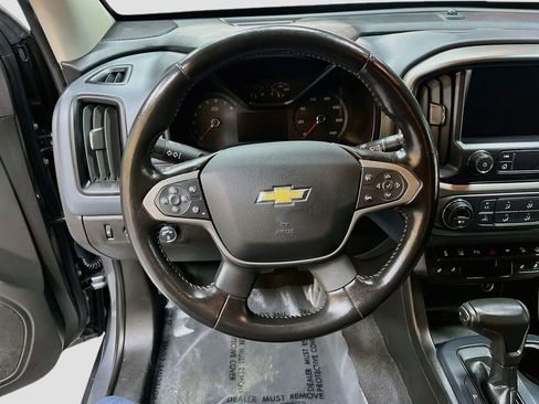 Used 2021 Chevrolet Colorado Z71 w/ Safety Package AWD/4WD image 11